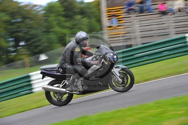 Motorcycle action photographs;cadwell;cadwell park photographs;event digital images;eventdigitalimages;motor racing louth lincolnshire;no limits trackday;peter wileman photography;trackday;trackday digital images;trackday photos