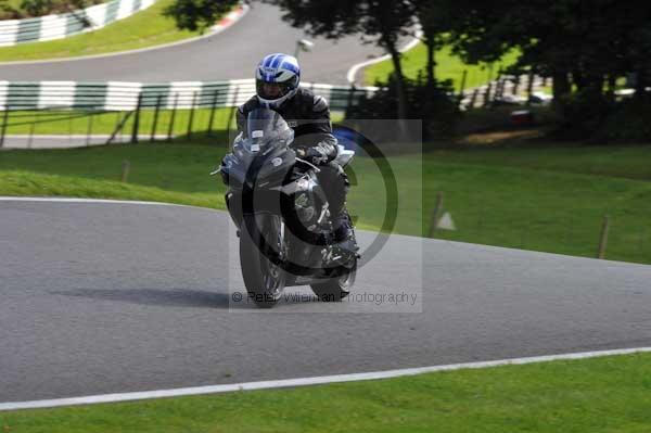 Motorcycle action photographs;cadwell;cadwell park photographs;event digital images;eventdigitalimages;motor racing louth lincolnshire;no limits trackday;peter wileman photography;trackday;trackday digital images;trackday photos