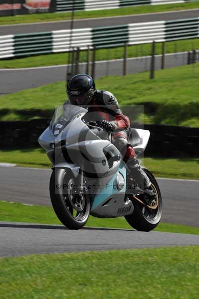 Motorcycle action photographs;cadwell;cadwell park photographs;event digital images;eventdigitalimages;motor racing louth lincolnshire;no limits trackday;peter wileman photography;trackday;trackday digital images;trackday photos