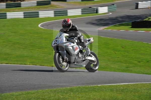 Motorcycle action photographs;cadwell;cadwell park photographs;event digital images;eventdigitalimages;motor racing louth lincolnshire;no limits trackday;peter wileman photography;trackday;trackday digital images;trackday photos