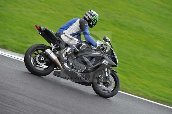Motorcycle action photographs;cadwell;cadwell park photographs;event digital images;eventdigitalimages;motor racing louth lincolnshire;no limits trackday;peter wileman photography;trackday;trackday digital images;trackday photos