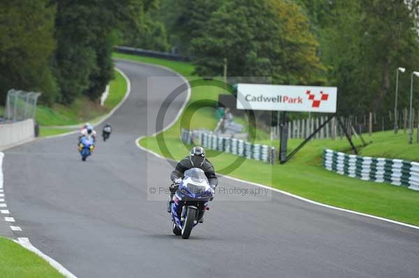 Motorcycle action photographs;cadwell;cadwell park photographs;event digital images;eventdigitalimages;motor racing louth lincolnshire;no limits trackday;peter wileman photography;trackday;trackday digital images;trackday photos