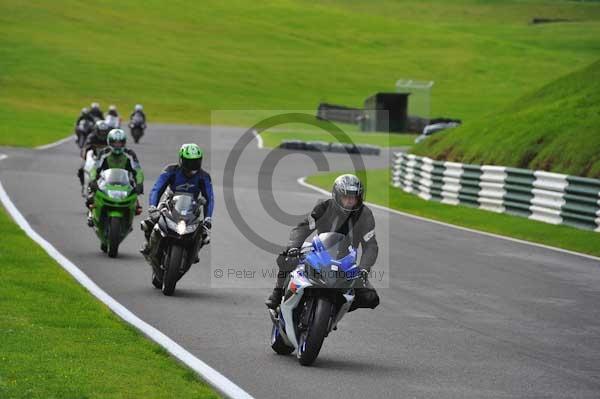 Motorcycle action photographs;cadwell;cadwell park photographs;event digital images;eventdigitalimages;motor racing louth lincolnshire;no limits trackday;peter wileman photography;trackday;trackday digital images;trackday photos
