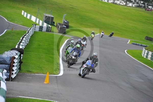 Motorcycle action photographs;cadwell;cadwell park photographs;event digital images;eventdigitalimages;motor racing louth lincolnshire;no limits trackday;peter wileman photography;trackday;trackday digital images;trackday photos