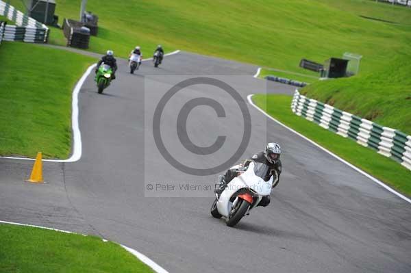Motorcycle action photographs;cadwell;cadwell park photographs;event digital images;eventdigitalimages;motor racing louth lincolnshire;no limits trackday;peter wileman photography;trackday;trackday digital images;trackday photos