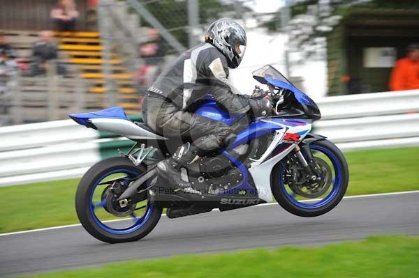 Motorcycle action photographs;cadwell;cadwell park photographs;event digital images;eventdigitalimages;motor racing louth lincolnshire;no limits trackday;peter wileman photography;trackday;trackday digital images;trackday photos