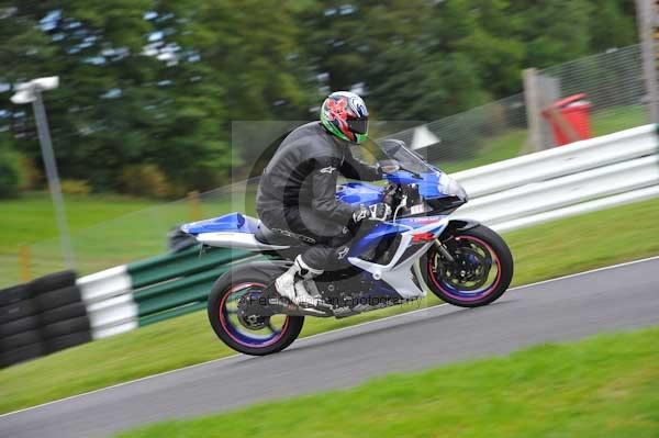 Motorcycle action photographs;cadwell;cadwell park photographs;event digital images;eventdigitalimages;motor racing louth lincolnshire;no limits trackday;peter wileman photography;trackday;trackday digital images;trackday photos