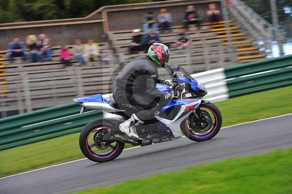 Motorcycle action photographs;cadwell;cadwell park photographs;event digital images;eventdigitalimages;motor racing louth lincolnshire;no limits trackday;peter wileman photography;trackday;trackday digital images;trackday photos