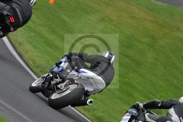 Motorcycle action photographs;cadwell;cadwell park photographs;event digital images;eventdigitalimages;motor racing louth lincolnshire;no limits trackday;peter wileman photography;trackday;trackday digital images;trackday photos