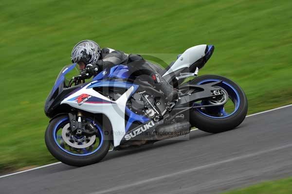 Motorcycle action photographs;cadwell;cadwell park photographs;event digital images;eventdigitalimages;motor racing louth lincolnshire;no limits trackday;peter wileman photography;trackday;trackday digital images;trackday photos