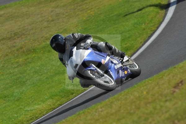 Motorcycle action photographs;cadwell;cadwell park photographs;event digital images;eventdigitalimages;motor racing louth lincolnshire;no limits trackday;peter wileman photography;trackday;trackday digital images;trackday photos