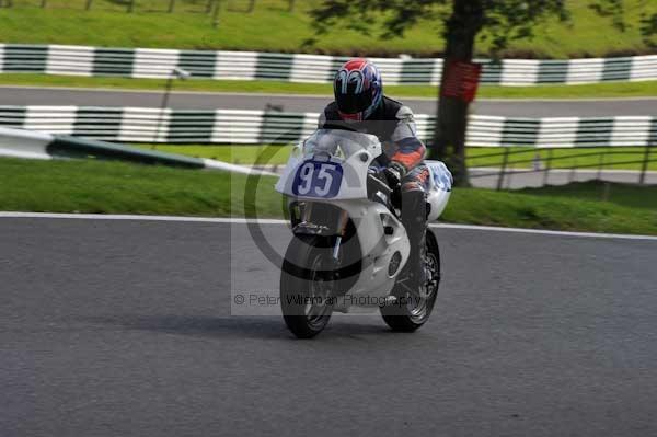 Motorcycle action photographs;cadwell;cadwell park photographs;event digital images;eventdigitalimages;motor racing louth lincolnshire;no limits trackday;peter wileman photography;trackday;trackday digital images;trackday photos