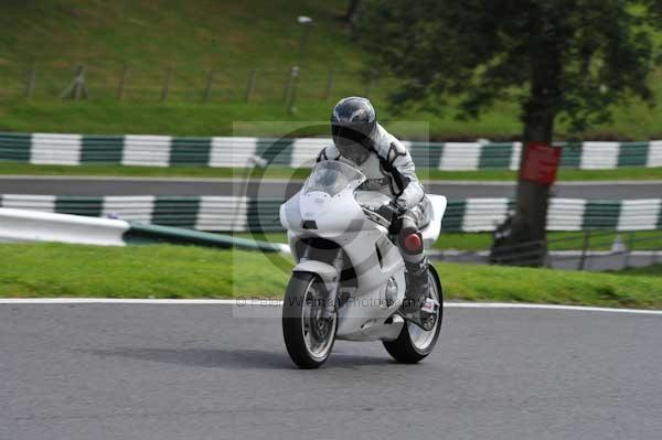 Motorcycle action photographs;cadwell;cadwell park photographs;event digital images;eventdigitalimages;motor racing louth lincolnshire;no limits trackday;peter wileman photography;trackday;trackday digital images;trackday photos