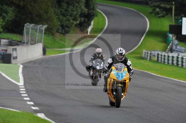 Motorcycle action photographs;cadwell;cadwell park photographs;event digital images;eventdigitalimages;motor racing louth lincolnshire;no limits trackday;peter wileman photography;trackday;trackday digital images;trackday photos