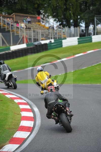 Motorcycle action photographs;cadwell;cadwell park photographs;event digital images;eventdigitalimages;motor racing louth lincolnshire;no limits trackday;peter wileman photography;trackday;trackday digital images;trackday photos