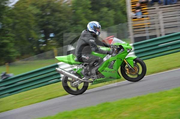 Motorcycle action photographs;cadwell;cadwell park photographs;event digital images;eventdigitalimages;motor racing louth lincolnshire;no limits trackday;peter wileman photography;trackday;trackday digital images;trackday photos