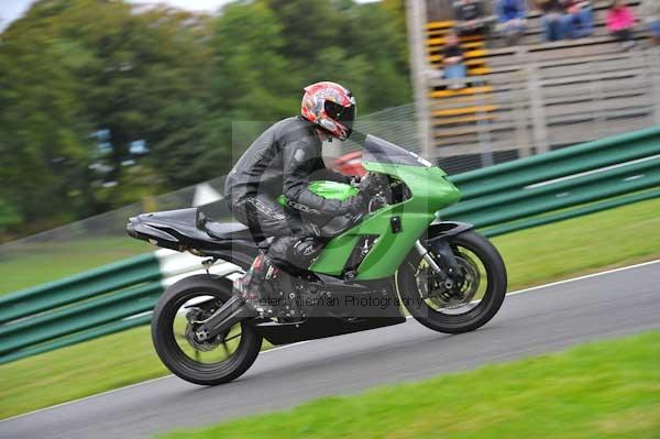 Motorcycle action photographs;cadwell;cadwell park photographs;event digital images;eventdigitalimages;motor racing louth lincolnshire;no limits trackday;peter wileman photography;trackday;trackday digital images;trackday photos