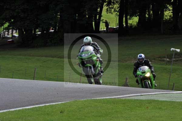 Motorcycle action photographs;cadwell;cadwell park photographs;event digital images;eventdigitalimages;motor racing louth lincolnshire;no limits trackday;peter wileman photography;trackday;trackday digital images;trackday photos