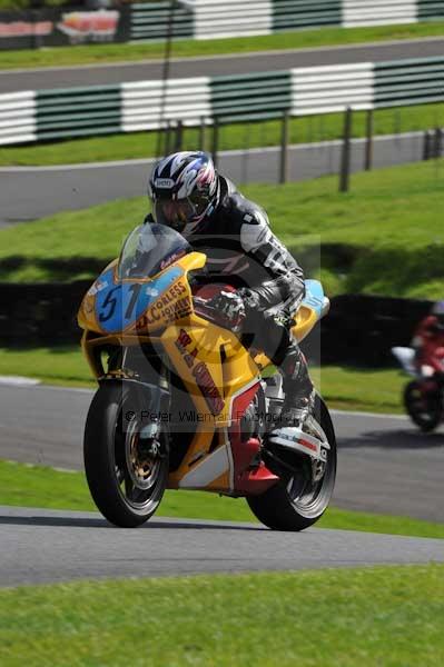 Motorcycle action photographs;cadwell;cadwell park photographs;event digital images;eventdigitalimages;motor racing louth lincolnshire;no limits trackday;peter wileman photography;trackday;trackday digital images;trackday photos