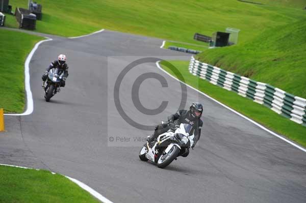 Motorcycle action photographs;cadwell;cadwell park photographs;event digital images;eventdigitalimages;motor racing louth lincolnshire;no limits trackday;peter wileman photography;trackday;trackday digital images;trackday photos