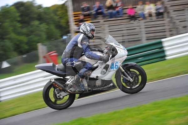 Motorcycle action photographs;cadwell;cadwell park photographs;event digital images;eventdigitalimages;motor racing louth lincolnshire;no limits trackday;peter wileman photography;trackday;trackday digital images;trackday photos