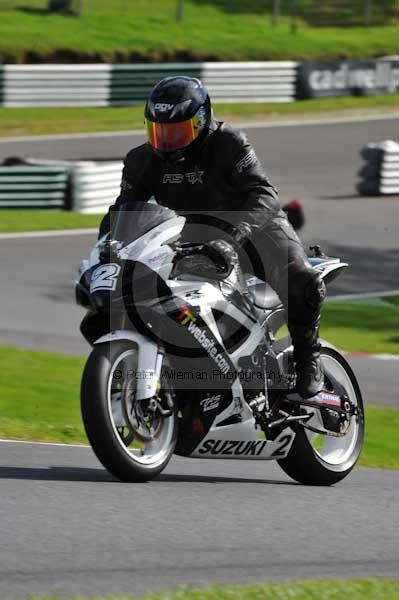 Motorcycle action photographs;cadwell;cadwell park photographs;event digital images;eventdigitalimages;motor racing louth lincolnshire;no limits trackday;peter wileman photography;trackday;trackday digital images;trackday photos