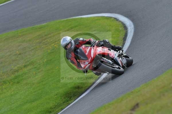 Motorcycle action photographs;cadwell;cadwell park photographs;event digital images;eventdigitalimages;motor racing louth lincolnshire;no limits trackday;peter wileman photography;trackday;trackday digital images;trackday photos