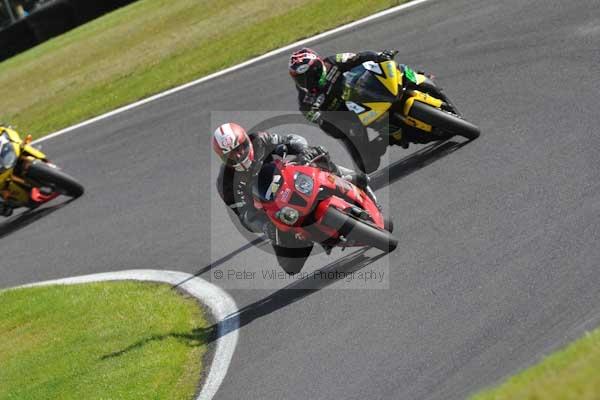 Motorcycle action photographs;cadwell;cadwell park photographs;event digital images;eventdigitalimages;motor racing louth lincolnshire;no limits trackday;peter wileman photography;trackday;trackday digital images;trackday photos