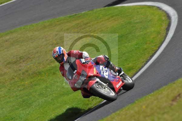 Motorcycle action photographs;cadwell;cadwell park photographs;event digital images;eventdigitalimages;motor racing louth lincolnshire;no limits trackday;peter wileman photography;trackday;trackday digital images;trackday photos