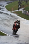 Motorcycle-action-photographs;cadwell;cadwell-park-photographs;event-digital-images;eventdigitalimages;motor-racing-louth-lincolnshire;no-limits-trackday;peter-wileman-photography;trackday;trackday-digital-images;trackday-photos