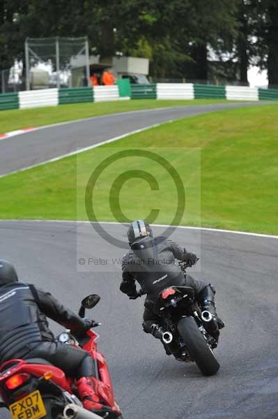 Motorcycle action photographs;cadwell;cadwell park photographs;event digital images;eventdigitalimages;motor racing louth lincolnshire;no limits trackday;peter wileman photography;trackday;trackday digital images;trackday photos