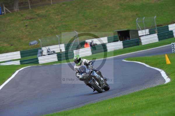 Motorcycle action photographs;cadwell;cadwell park photographs;event digital images;eventdigitalimages;motor racing louth lincolnshire;no limits trackday;peter wileman photography;trackday;trackday digital images;trackday photos