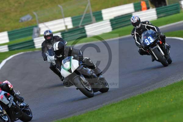 Motorcycle action photographs;cadwell;cadwell park photographs;event digital images;eventdigitalimages;motor racing louth lincolnshire;no limits trackday;peter wileman photography;trackday;trackday digital images;trackday photos