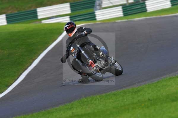 Motorcycle action photographs;cadwell;cadwell park photographs;event digital images;eventdigitalimages;motor racing louth lincolnshire;no limits trackday;peter wileman photography;trackday;trackday digital images;trackday photos