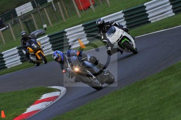 Motorcycle action photographs;cadwell;cadwell park photographs;event digital images;eventdigitalimages;motor racing louth lincolnshire;no limits trackday;peter wileman photography;trackday;trackday digital images;trackday photos