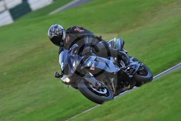 Motorcycle action photographs;cadwell;cadwell park photographs;event digital images;eventdigitalimages;motor racing louth lincolnshire;no limits trackday;peter wileman photography;trackday;trackday digital images;trackday photos