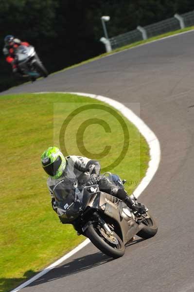 Motorcycle action photographs;cadwell;cadwell park photographs;event digital images;eventdigitalimages;motor racing louth lincolnshire;no limits trackday;peter wileman photography;trackday;trackday digital images;trackday photos