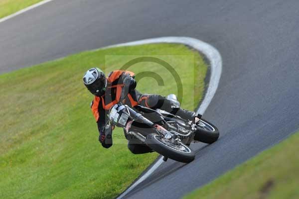 Motorcycle action photographs;cadwell;cadwell park photographs;event digital images;eventdigitalimages;motor racing louth lincolnshire;no limits trackday;peter wileman photography;trackday;trackday digital images;trackday photos
