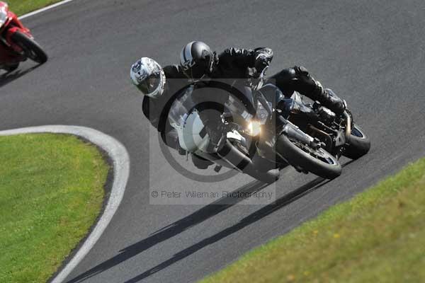 Motorcycle action photographs;cadwell;cadwell park photographs;event digital images;eventdigitalimages;motor racing louth lincolnshire;no limits trackday;peter wileman photography;trackday;trackday digital images;trackday photos