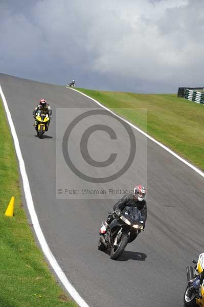 Motorcycle action photographs;cadwell;cadwell park photographs;event digital images;eventdigitalimages;motor racing louth lincolnshire;no limits trackday;peter wileman photography;trackday;trackday digital images;trackday photos