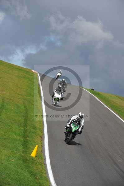 Motorcycle action photographs;cadwell;cadwell park photographs;event digital images;eventdigitalimages;motor racing louth lincolnshire;no limits trackday;peter wileman photography;trackday;trackday digital images;trackday photos