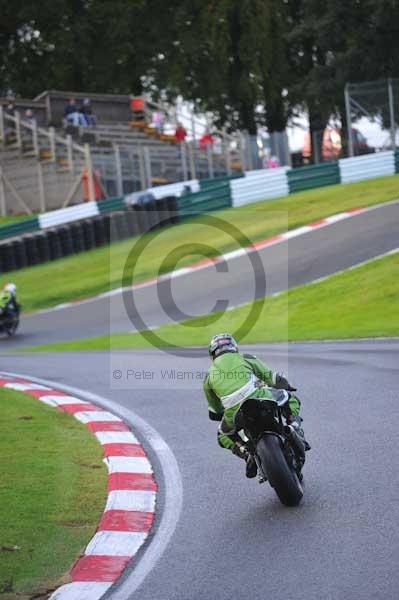 Motorcycle action photographs;cadwell;cadwell park photographs;event digital images;eventdigitalimages;motor racing louth lincolnshire;no limits trackday;peter wileman photography;trackday;trackday digital images;trackday photos