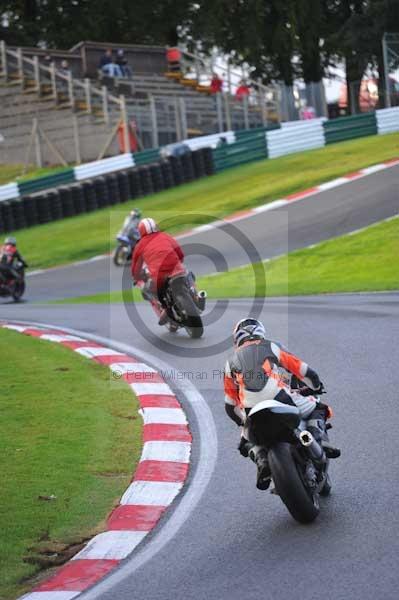Motorcycle action photographs;cadwell;cadwell park photographs;event digital images;eventdigitalimages;motor racing louth lincolnshire;no limits trackday;peter wileman photography;trackday;trackday digital images;trackday photos