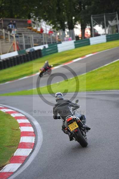 Motorcycle action photographs;cadwell;cadwell park photographs;event digital images;eventdigitalimages;motor racing louth lincolnshire;no limits trackday;peter wileman photography;trackday;trackday digital images;trackday photos