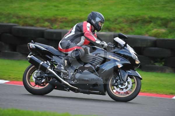 Motorcycle action photographs;cadwell;cadwell park photographs;event digital images;eventdigitalimages;motor racing louth lincolnshire;no limits trackday;peter wileman photography;trackday;trackday digital images;trackday photos