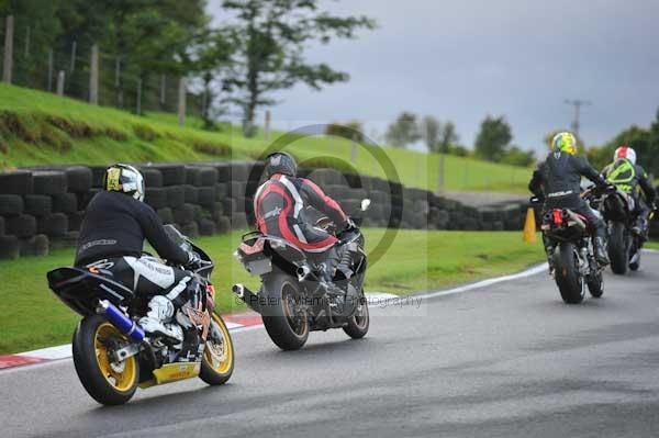 Motorcycle action photographs;cadwell;cadwell park photographs;event digital images;eventdigitalimages;motor racing louth lincolnshire;no limits trackday;peter wileman photography;trackday;trackday digital images;trackday photos