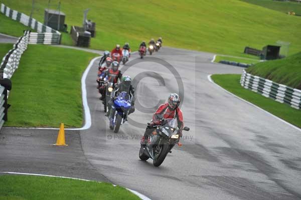 Motorcycle action photographs;cadwell;cadwell park photographs;event digital images;eventdigitalimages;motor racing louth lincolnshire;no limits trackday;peter wileman photography;trackday;trackday digital images;trackday photos
