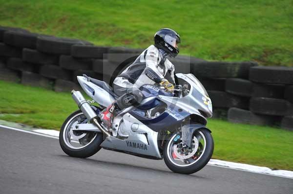 Motorcycle action photographs;cadwell;cadwell park photographs;event digital images;eventdigitalimages;motor racing louth lincolnshire;no limits trackday;peter wileman photography;trackday;trackday digital images;trackday photos