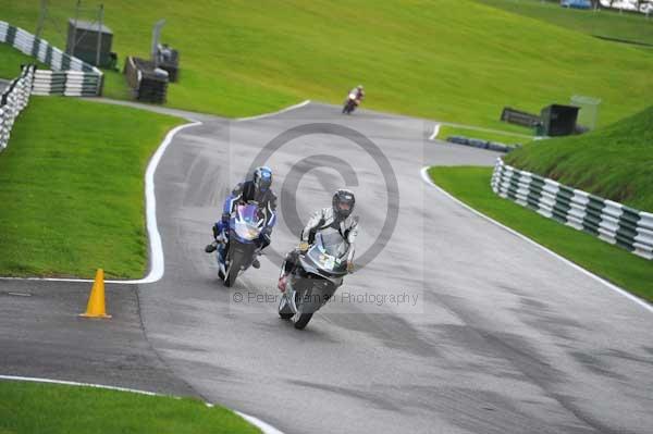 Motorcycle action photographs;cadwell;cadwell park photographs;event digital images;eventdigitalimages;motor racing louth lincolnshire;no limits trackday;peter wileman photography;trackday;trackday digital images;trackday photos