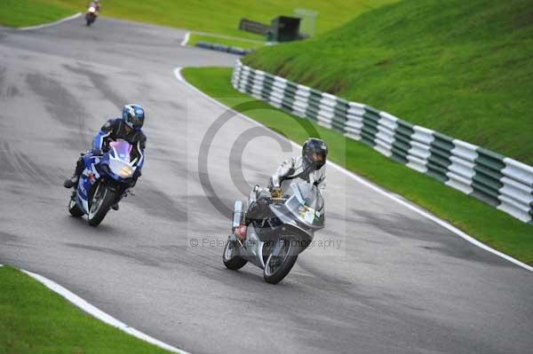 Motorcycle action photographs;cadwell;cadwell park photographs;event digital images;eventdigitalimages;motor racing louth lincolnshire;no limits trackday;peter wileman photography;trackday;trackday digital images;trackday photos